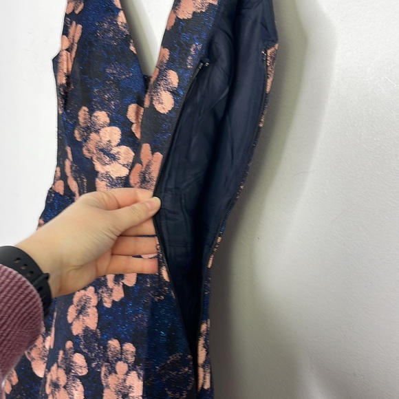 Betsey Johnson jacquard metallic floral cocktail dress - Picture 6 of 14